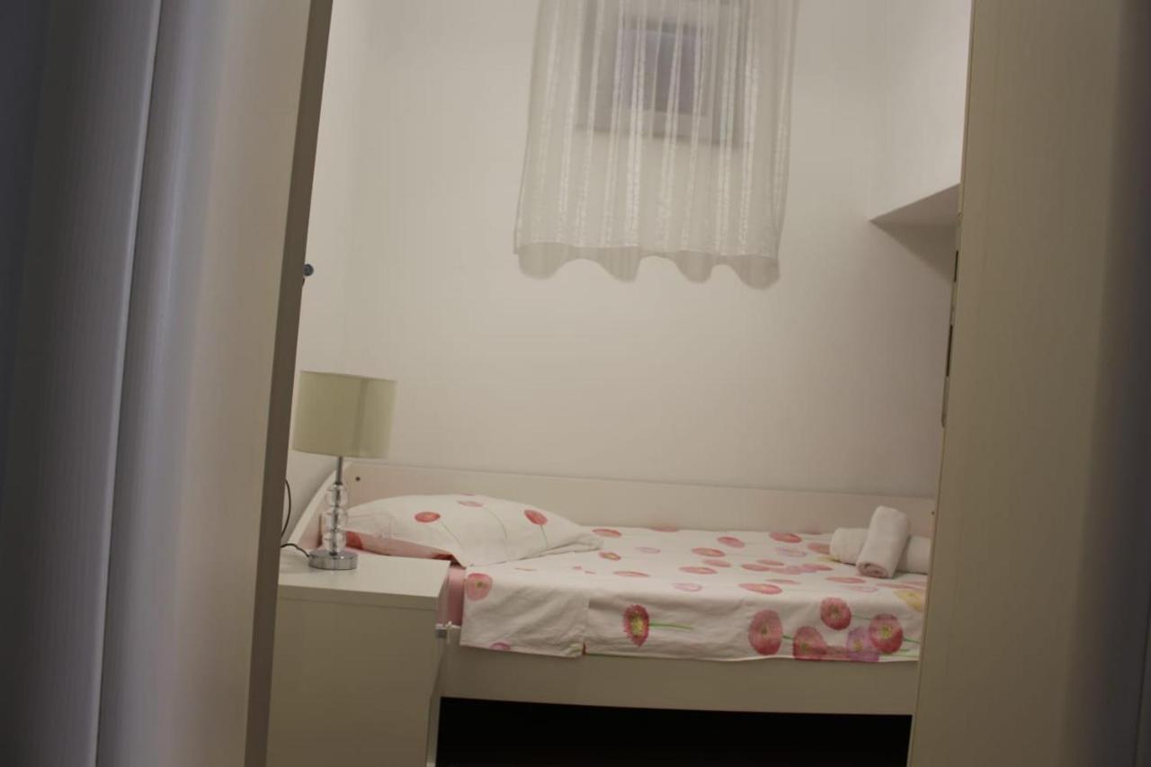 Agata * Sibenik